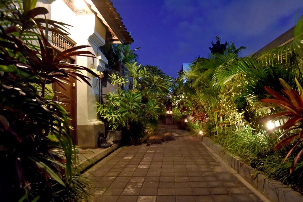 La House Aparthotel Seminyak  Exterior photo