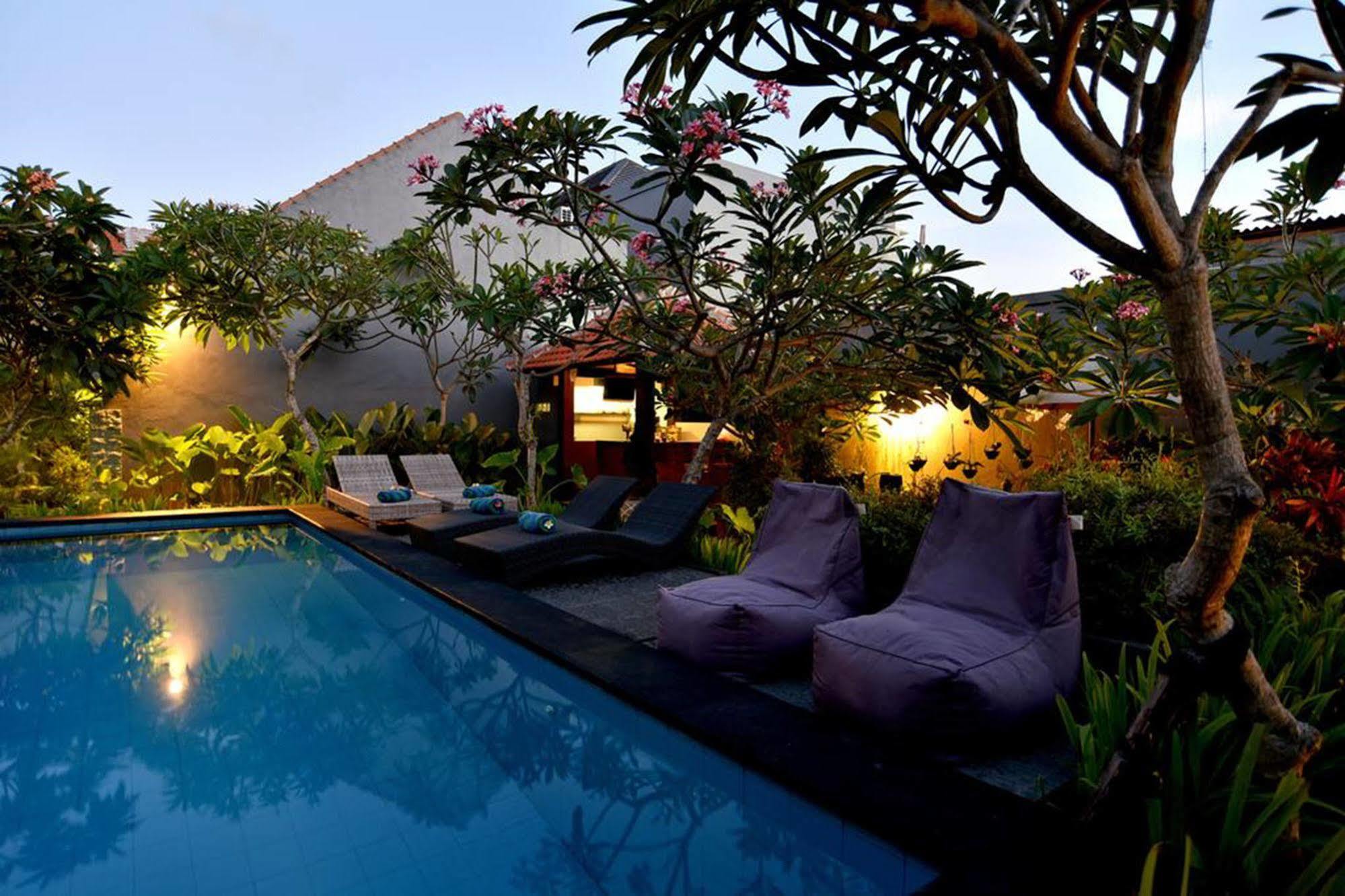 La House Aparthotel Seminyak  Exterior photo