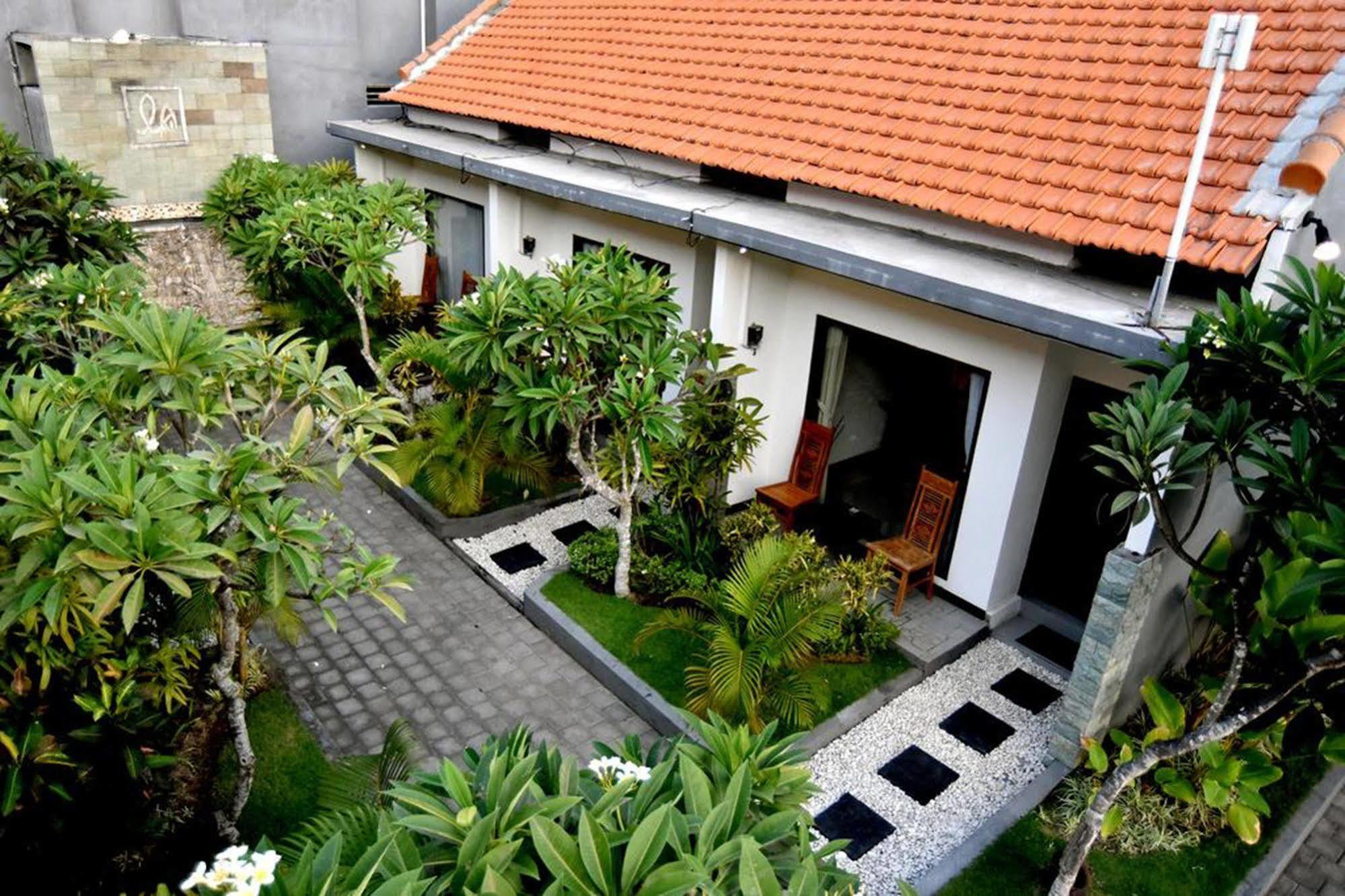 La House Aparthotel Seminyak  Exterior photo